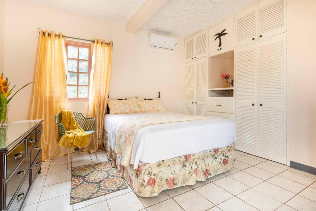 אוצ'ו ריוס Shaw Park Gem Apt 12A מראה חיצוני תמונה